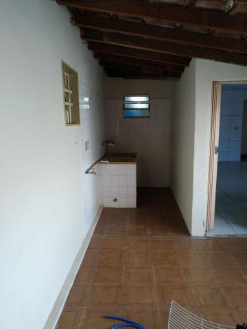 Alugar Casa / Padrão em São José do Rio Preto R$ 730,00 - Foto 18