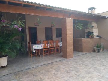 Alugar Casa / Padrão em Potirendaba. apenas R$ 380.000,00