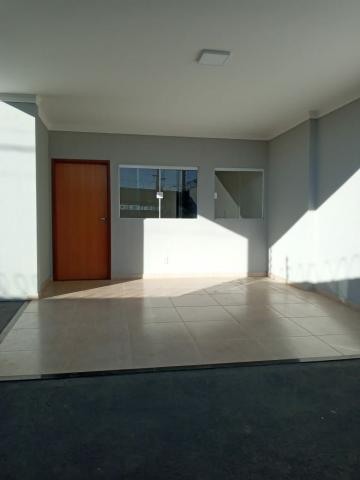 Alugar Casa / Padrão em São José do Rio Preto R$ 1.400,00 - Foto 4