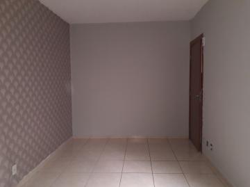 Alugar Apartamento / Padrão em São José do Rio Preto R$ 800,00 - Foto 2