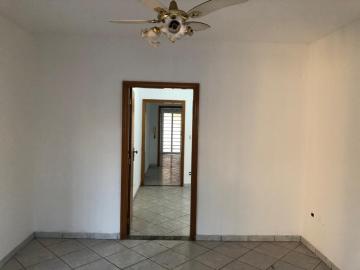 Comprar Casa / Padrão em São José do Rio Preto R$ 235.000,00 - Foto 4