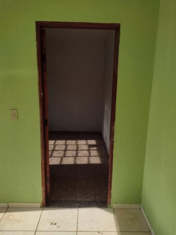 Alugar Casa / Padrão em São José do Rio Preto apenas R$ 900,00 - Foto 8