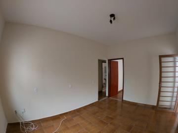 Alugar Casa / Padrão em São José do Rio Preto R$ 1.250,00 - Foto 3