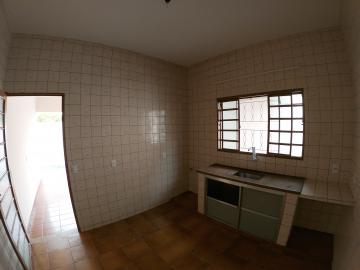 Alugar Casa / Padrão em São José do Rio Preto R$ 1.250,00 - Foto 8