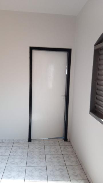 imagem 4 - Casa à venda no Boa Vista com 2 dormitórios, tem uma casa edícula no fundo imagem 4 - Casa à venda no Boa Vista com 2 dormitórios, tem uma casa edícula no fundo