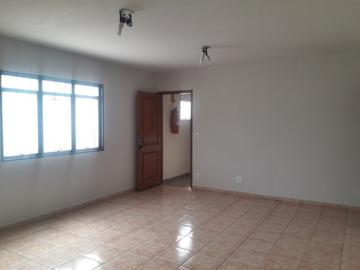 Alugar Apartamento / Padrão em São José do Rio Preto R$ 750,00 - Foto 2