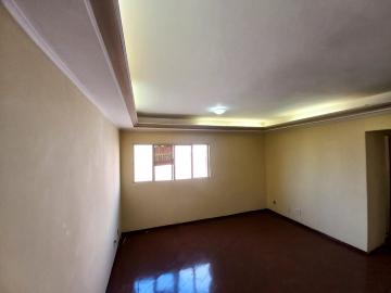 Alugar Apartamento / Padrão em São José do Rio Preto R$ 750,00 - Foto 1