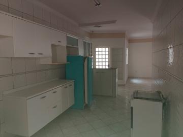 Alugar Casa / Padrão em São José do Rio Preto R$ 1.700,00 - Foto 9