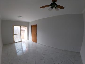 Alugar Apartamento / Padrão em São José do Rio Preto. apenas R$ 1.300,00