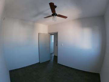 Alugar Apartamento / Padrão em São José do Rio Preto R$ 550,00 - Foto 13