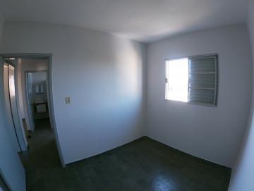 Alugar Apartamento / Padrão em São José do Rio Preto R$ 550,00 - Foto 16