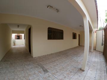 Alugar Casa / Padrão em São José do Rio Preto R$ 1.300,00 - Foto 1