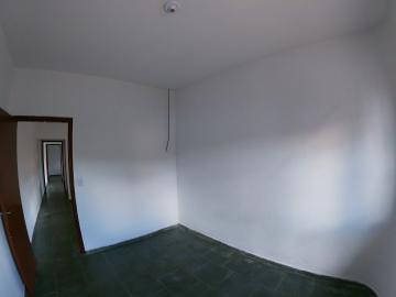 Alugar Casa / Padrão em São José do Rio Preto R$ 900,00 - Foto 7
