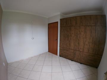 Alugar Apartamento / Padrão em São José do Rio Preto R$ 950,00 - Foto 13
