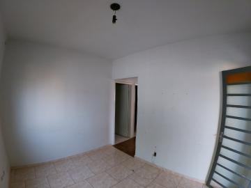 Alugar Casa / Padrão em São José do Rio Preto R$ 850,00 - Foto 3