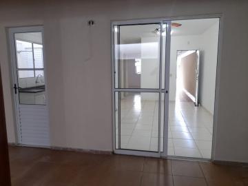 Casa / Condomínio em São José do Rio Preto Alugar por R$1.500,00