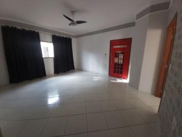 Alugar Casa / Padrão em São José do Rio Preto R$ 2.800,00 - Foto 3