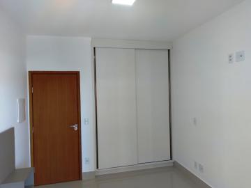 Alugar Apartamento / Padrão em São José do Rio Preto R$ 1.700,00 - Foto 15