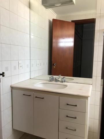 Alugar Apartamento / Padrão em São José do Rio Preto R$ 900,00 - Foto 3