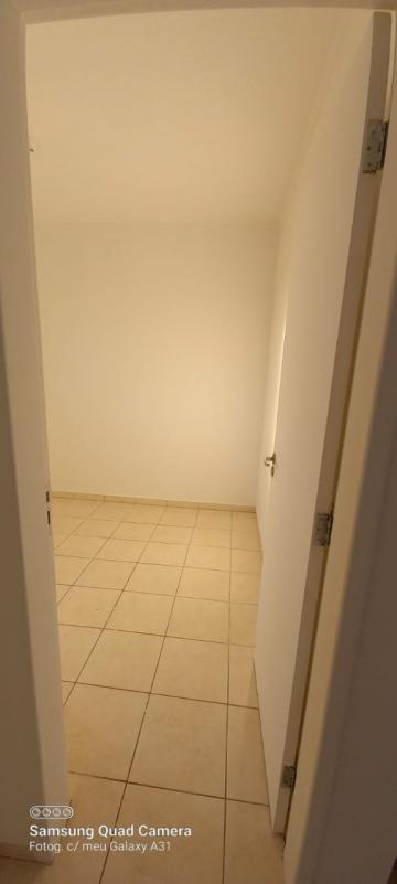 Alugar Apartamento / Padrão em São José do Rio Preto R$ 750,00 - Foto 14