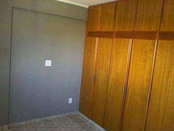 Comprar Apartamento / Padrão em São José do Rio Preto R$ 200.000,00 - Foto 1