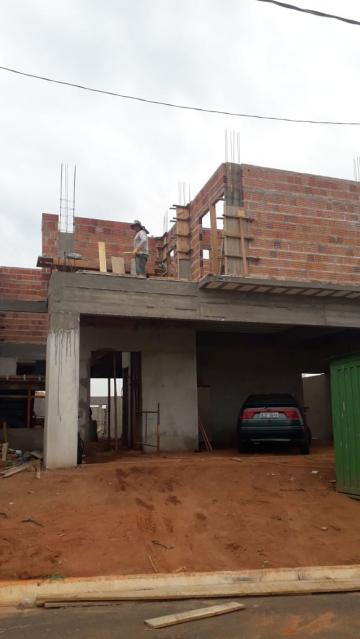 Alugar Casa / Condomínio em Mirassol. apenas R$ 600.000,00