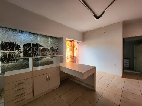 imagem 2 - Casa Comercial com 10 salas para Locação no bairro Parque Industrial imagem 2 - Casa Comercial com 10 salas para Locação no bairro Parque Industrial