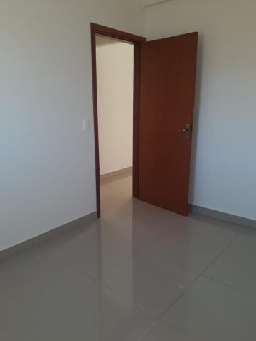 Apartamento / Padrão em São José do Rio Preto Alugar por R$1.300,00