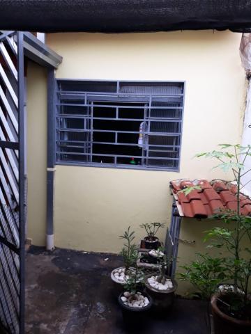 imagem 1 - Casa de fundos 02 dormitórios Parque Residencial João da Silva imagem 1 - Casa de fundos 02 dormitórios Parque Residencial João da Silva