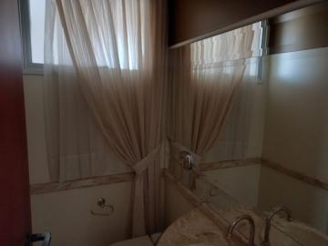 Alugar Apartamento / Padrão em São José do Rio Preto R$ 1.950,00 - Foto 8
