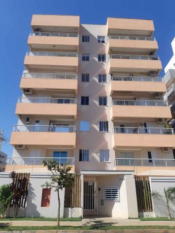 Apartamento / Padrão em São José do Rio Preto Alugar por R$1.250,00