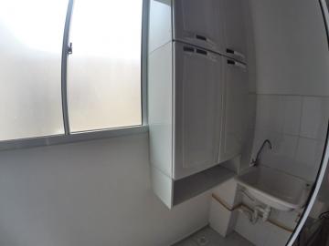 Alugar Apartamento / Padrão em São José do Rio Preto R$ 1.050,00 - Foto 11