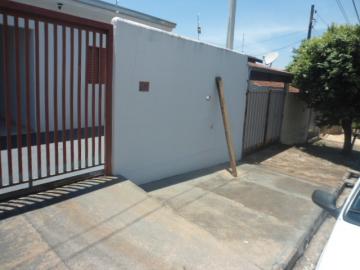 Alugar Casa / Padrão em São José do Rio Preto R$ 1.398,00 - Foto 2