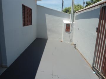 Alugar Casa / Padrão em São José do Rio Preto R$ 1.398,00 - Foto 6