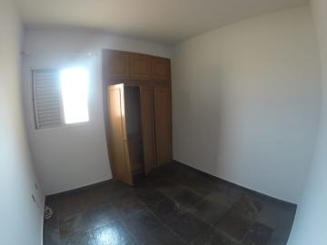 Alugar Apartamento / Padrão em São José do Rio Preto R$ 830,00 - Foto 16