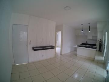 Alugar Casa / Condomínio em São José do Rio Preto R$ 1.300,00 - Foto 2