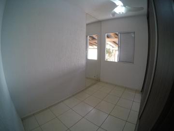 Alugar Casa / Condomínio em São José do Rio Preto R$ 1.300,00 - Foto 11