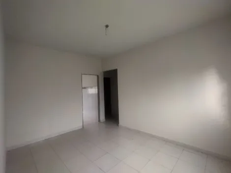 Alugar Casa / Padrão em São José do Rio Preto R$ 1.000,00 - Foto 4