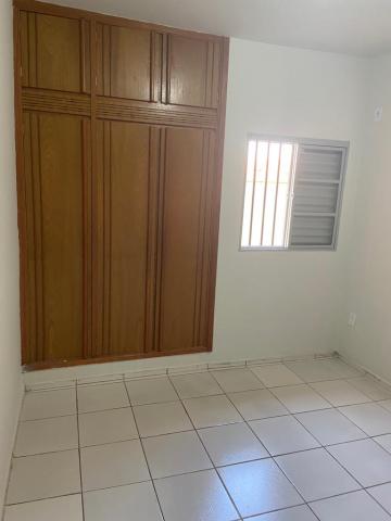 Apartamento / Padrão em São José do Rio Preto Alugar por R$850,00