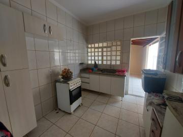 Alugar Casa / Padrão em São José do Rio Preto R$ 1.200,00 - Foto 3