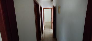 Alugar Casa / Padrão em São José do Rio Preto R$ 1.400,00 - Foto 4