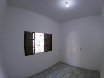 Alugar Casa / Padrão em São José do Rio Preto R$ 750,00 - Foto 16