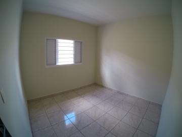 Alugar Casa / Padrão em São José do Rio Preto R$ 1.450,00 - Foto 10
