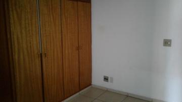 Alugar Apartamento / Padrão em São José do Rio Preto R$ 1.230,00 - Foto 11