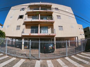 Alugar Apartamento / Padrão em São José do Rio Preto. apenas R$ 900,00