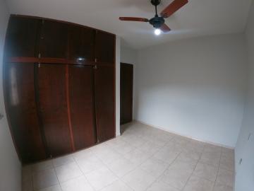 Alugar Apartamento / Padrão em São José do Rio Preto R$ 700,00 - Foto 10