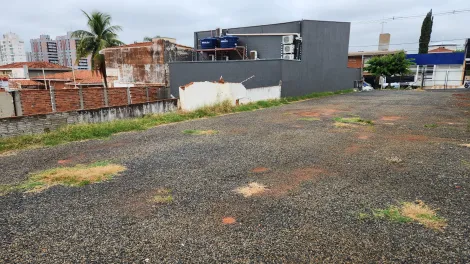 imagem 2 - Terreno amplo, nivelado com pedras britas, murado nos fundos e laterais no bairro Vila Redentora imagem 2 - Terreno amplo, nivelado com pedras britas, murado nos fundos e laterais no bairro Vila Redentora