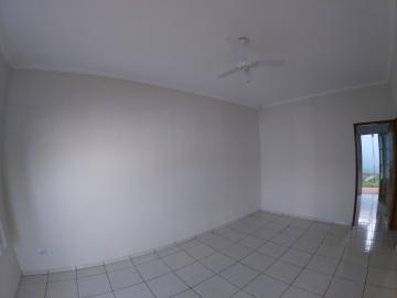 Alugar Casa / Padrão em São José do Rio Preto apenas R$ 800,00 - Foto 3