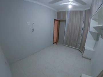 Alugar Casa / Padrão em São José do Rio Preto R$ 1.400,00 - Foto 13