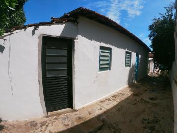 Alugar Casa / Padrão em São José do Rio Preto R$ 600,00 - Foto 1